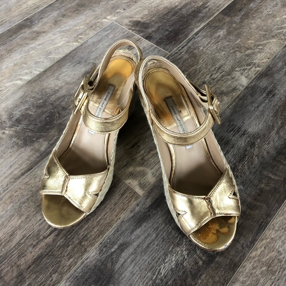 Espadrille Gold Wedges with Ankle Strap - Picture 7 of 7